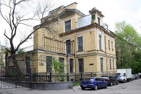 Комплекс построек бывшей Больницы сестер милосердия св. Георгия Российского общества красного креста